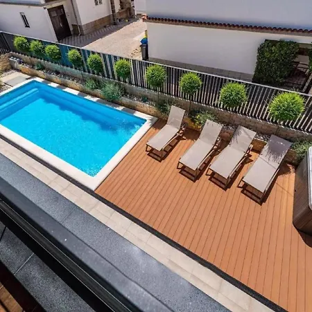 Omega - Four Bedroom With Swimming Pool Villa *